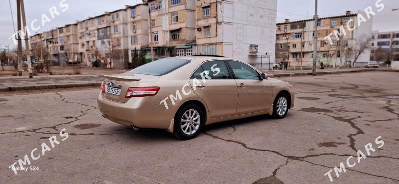 Toyota Camry 2010 - 210 000 TMT - Дашогуз - img 4