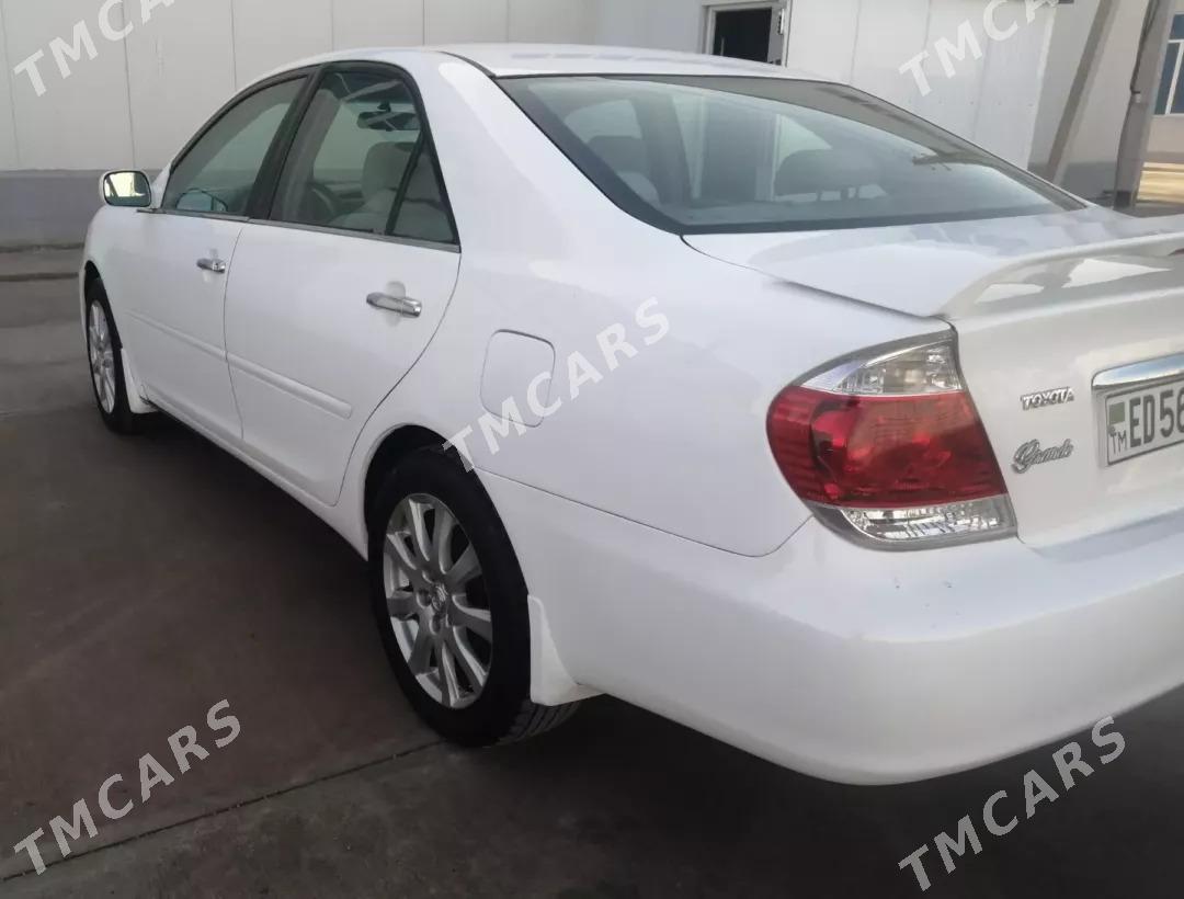 Toyota Camry 2003 - 150 000 TMT - Мары - img 3