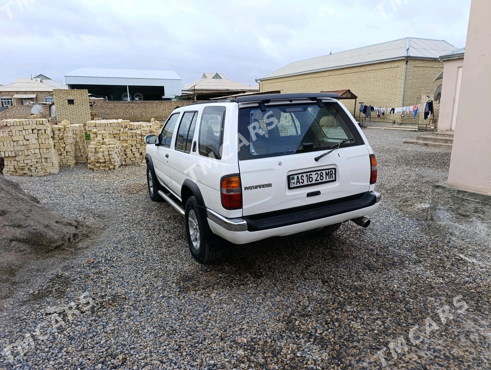 Nissan Pathfinder 1997 - 80 000 TMT - Mary - img 2