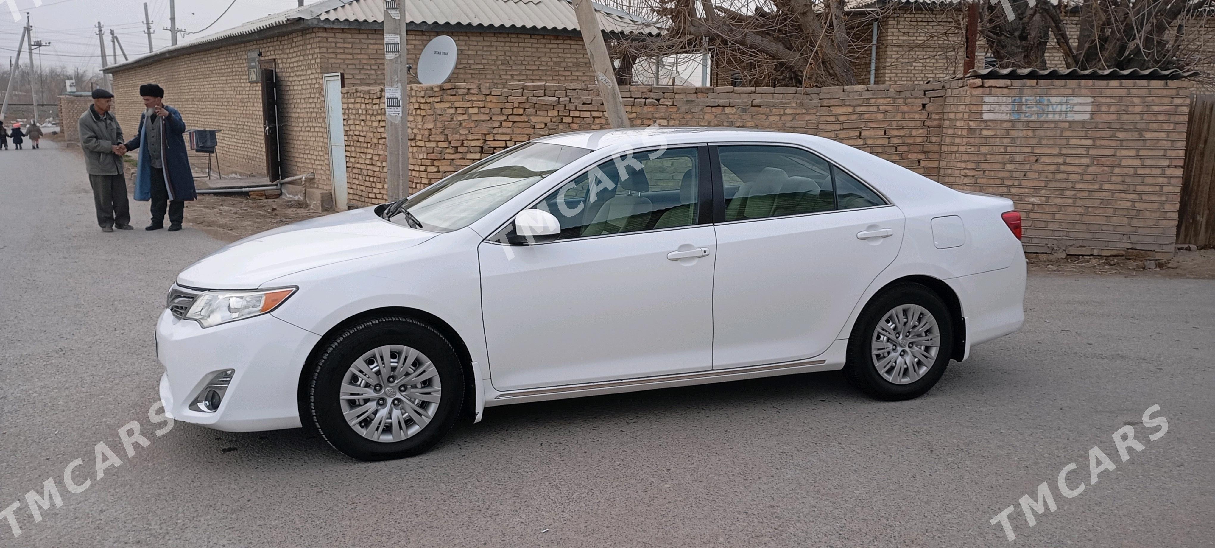 Toyota Camry 2013 - 190 000 TMT - Мары - img 5