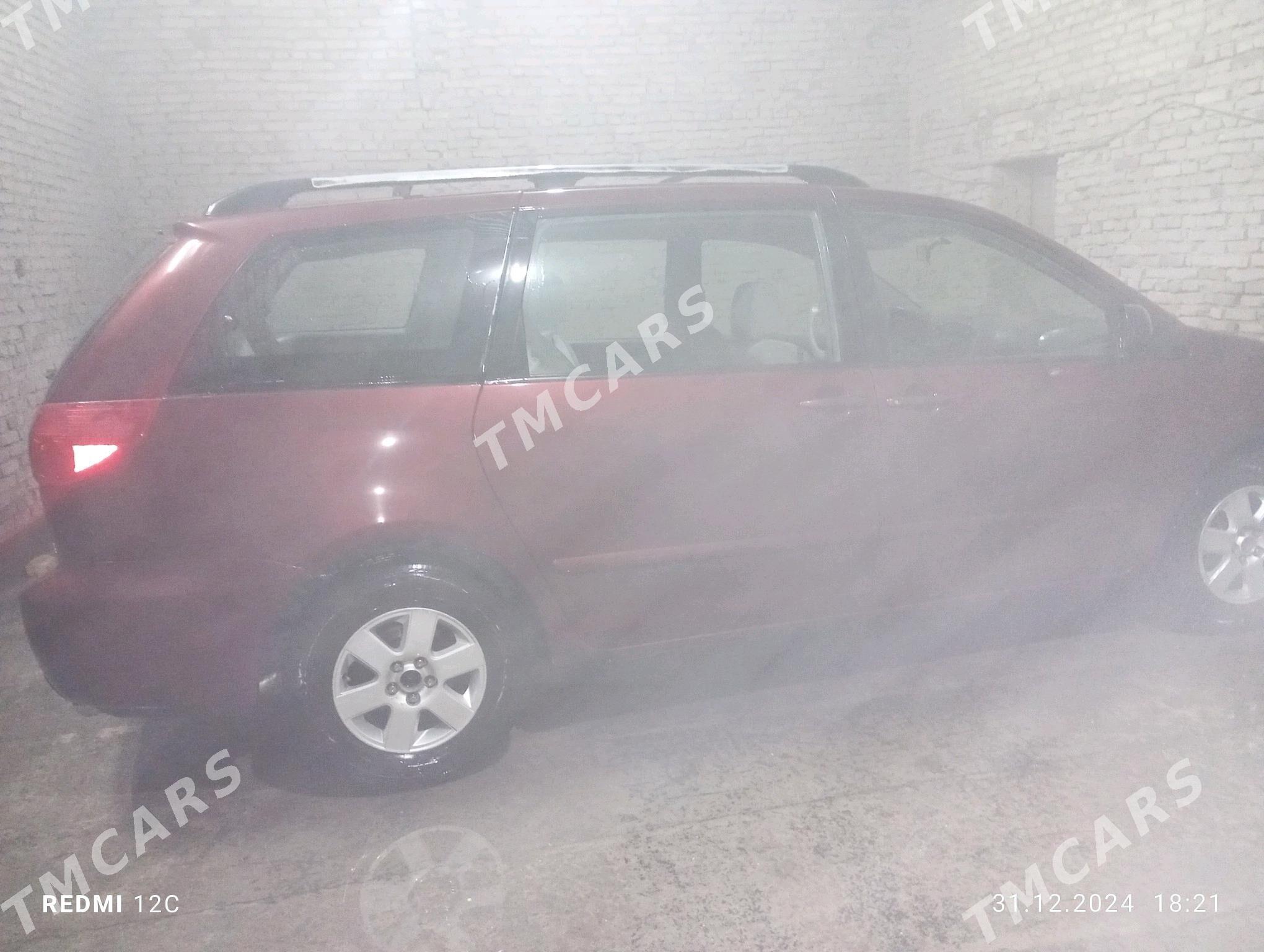 Toyota Sienna 2008 - 172 000 TMT - Дянев - img 5