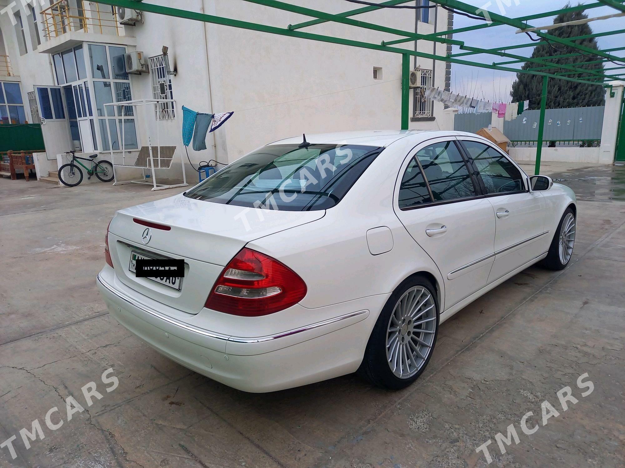 Mercedes-Benz E320 2004 - 150 000 TMT - Район ст. Аэропорта, ул. Гагарина - img 3