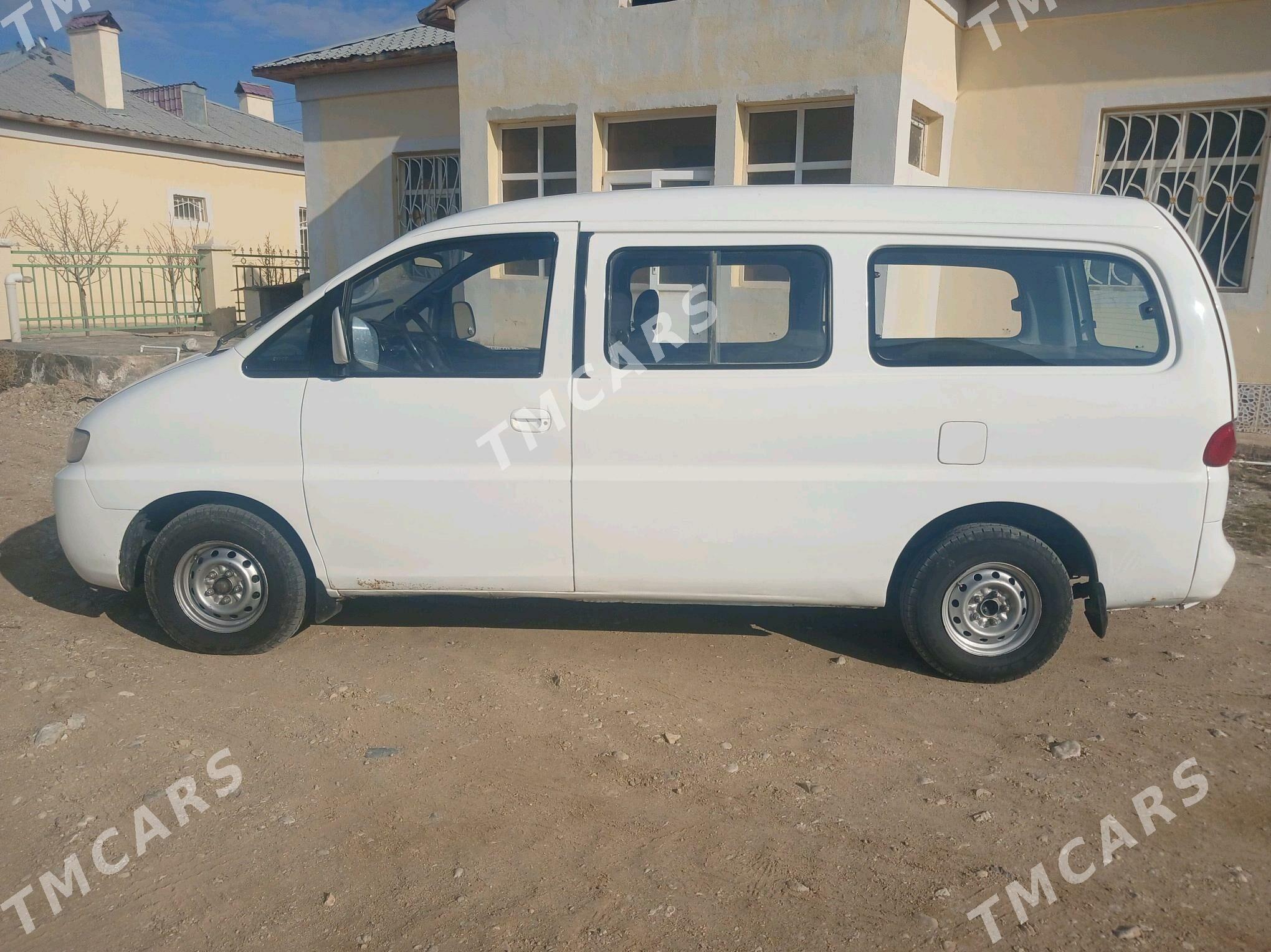 Hyundai H-1 2001 - 70 000 TMT - Балканабат - img 3