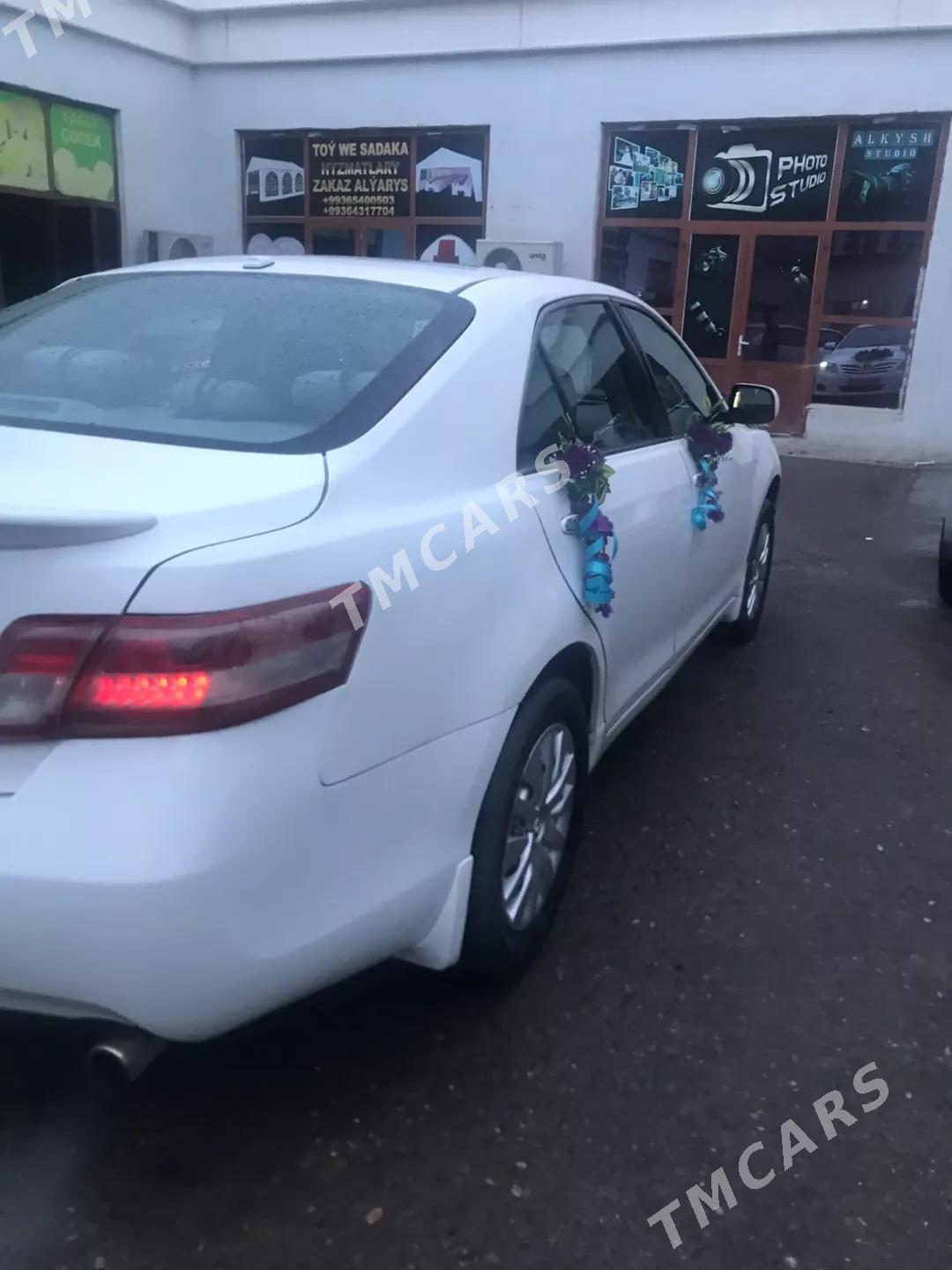 Toyota Camry 2010 - 112 000 TMT - Сакарчага - img 2