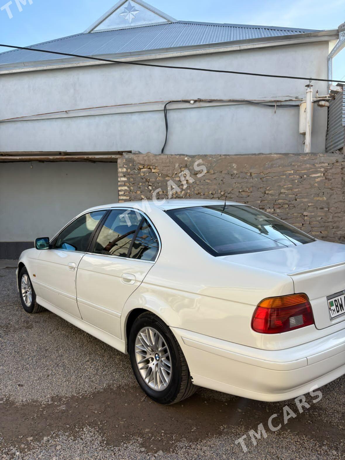 BMW E39 2002 - 100 000 TMT - Mary - img 5