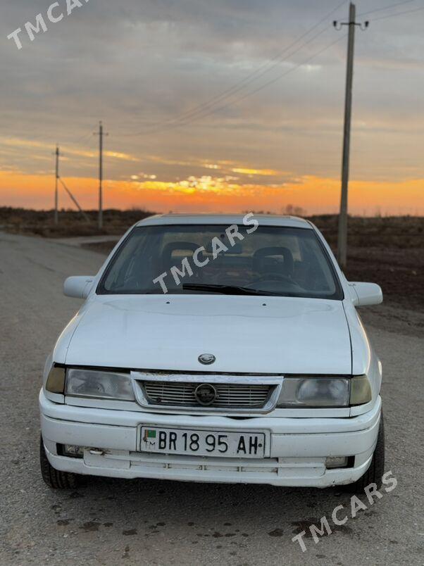 Opel Vectra 1990 - 27 000 TMT - Tejen - img 3