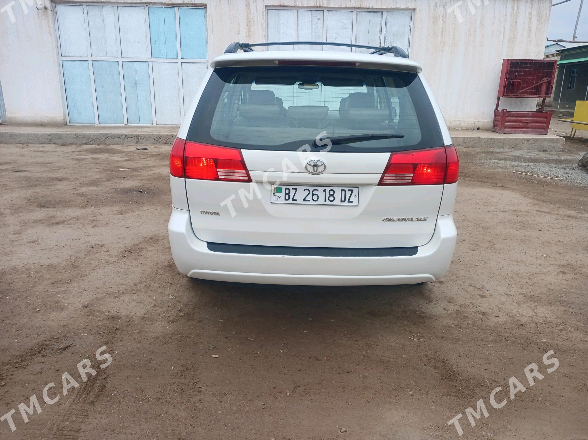 Toyota Sienna 2004 - 195 000 TMT - Daşoguz - img 2