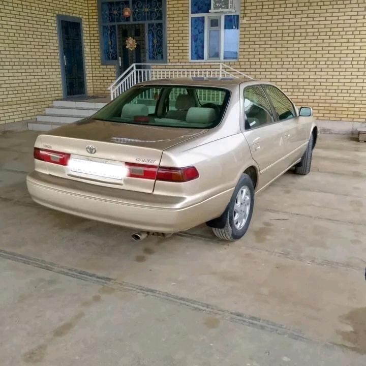 Toyota Camry 1999 - 115 000 TMT - Сакарчага - img 3