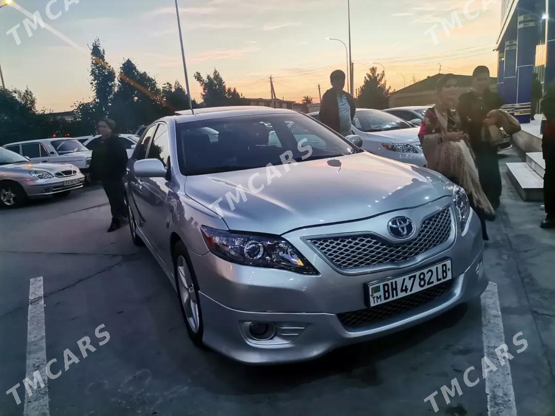 Toyota Camry 2010 - 205 000 TMT - Сакар - img 3