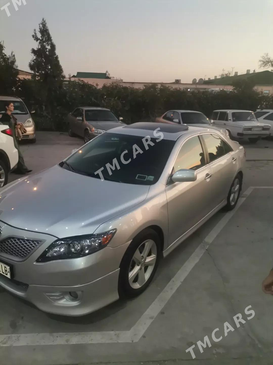 Toyota Camry 2010 - 205 000 TMT - Сакар - img 2