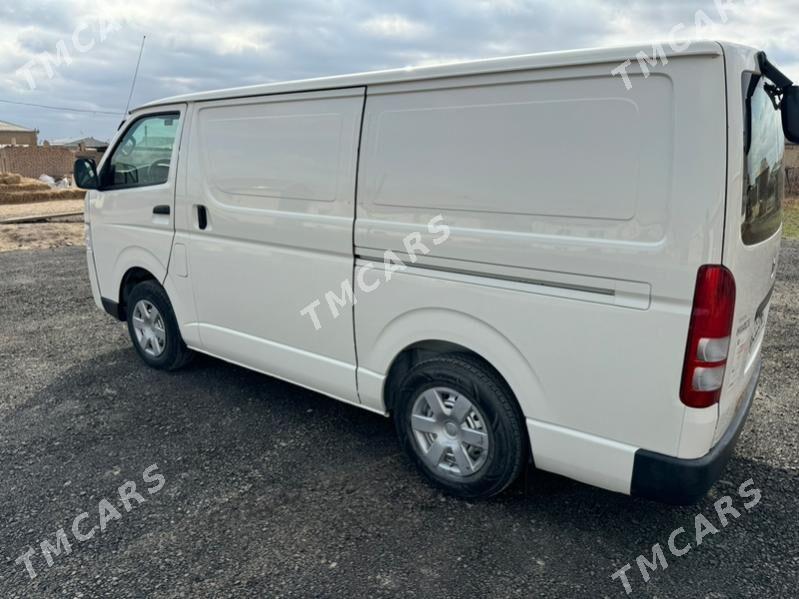 Toyota Hiace 2019 - 360 000 TMT - Мары - img 2