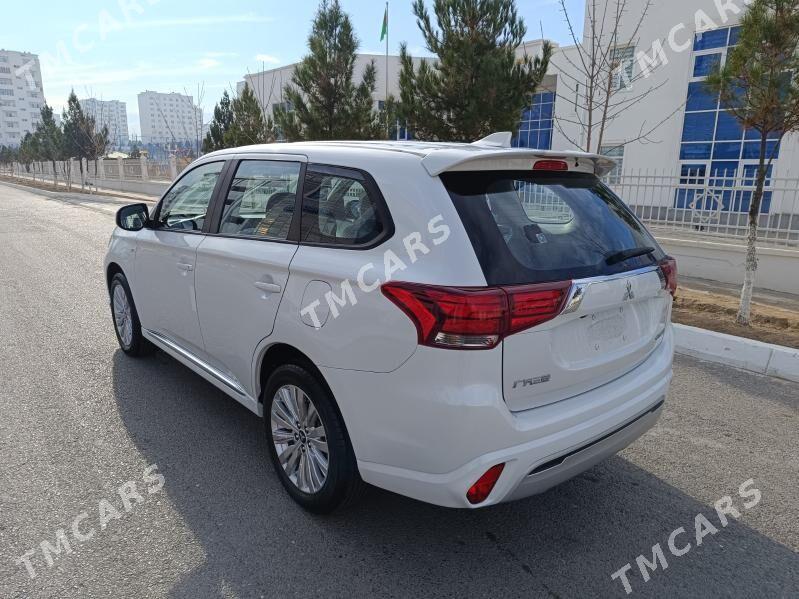 Mitsubishi Outlander 2022 - 288 000 TMT - Aşgabat - img 2