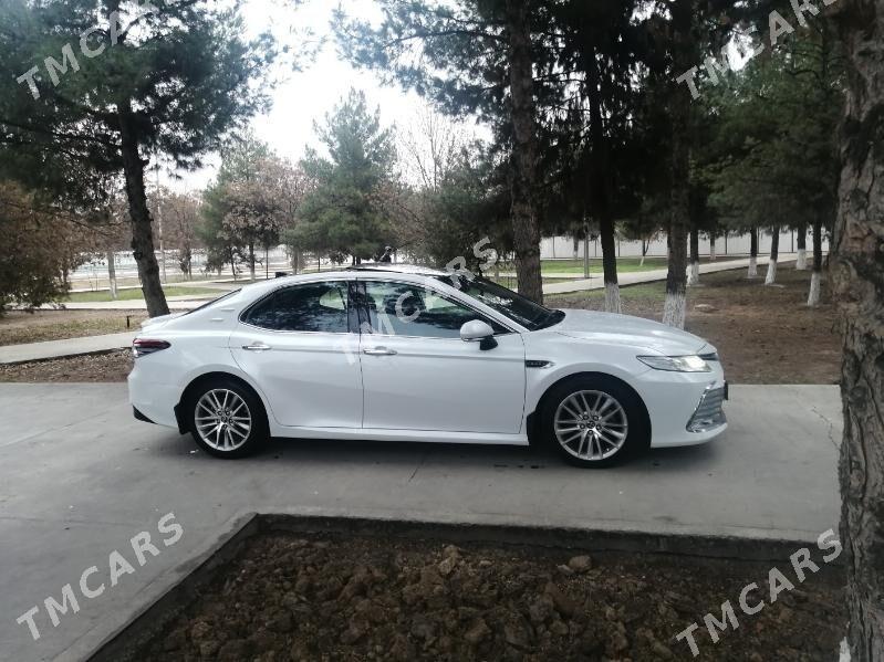 Toyota Camry 2019 - 328 000 TMT - Бедев - img 2