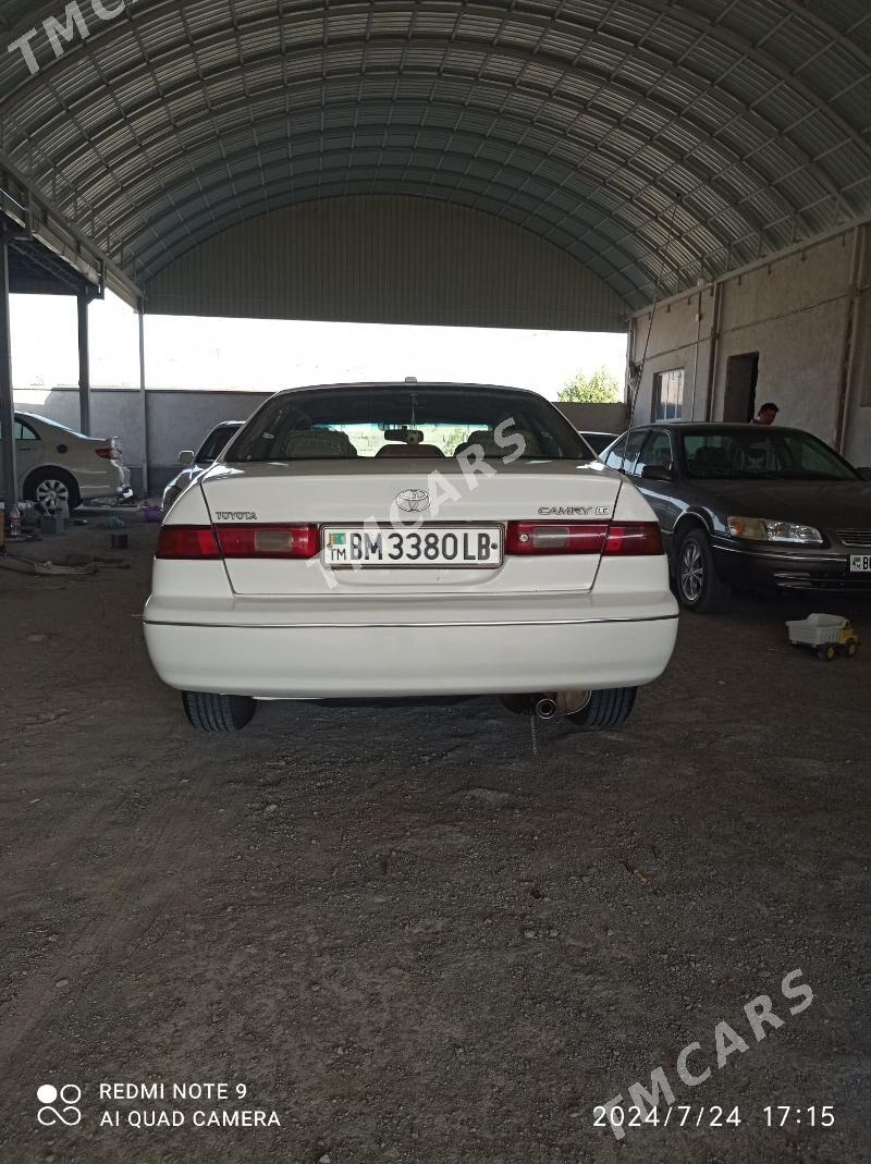 Toyota Camry 1998 - 97 000 TMT - Койтендаг - img 2