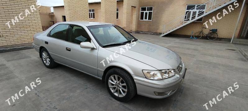 Toyota Camry 2000 - 110 000 TMT - Çärjew - img 6