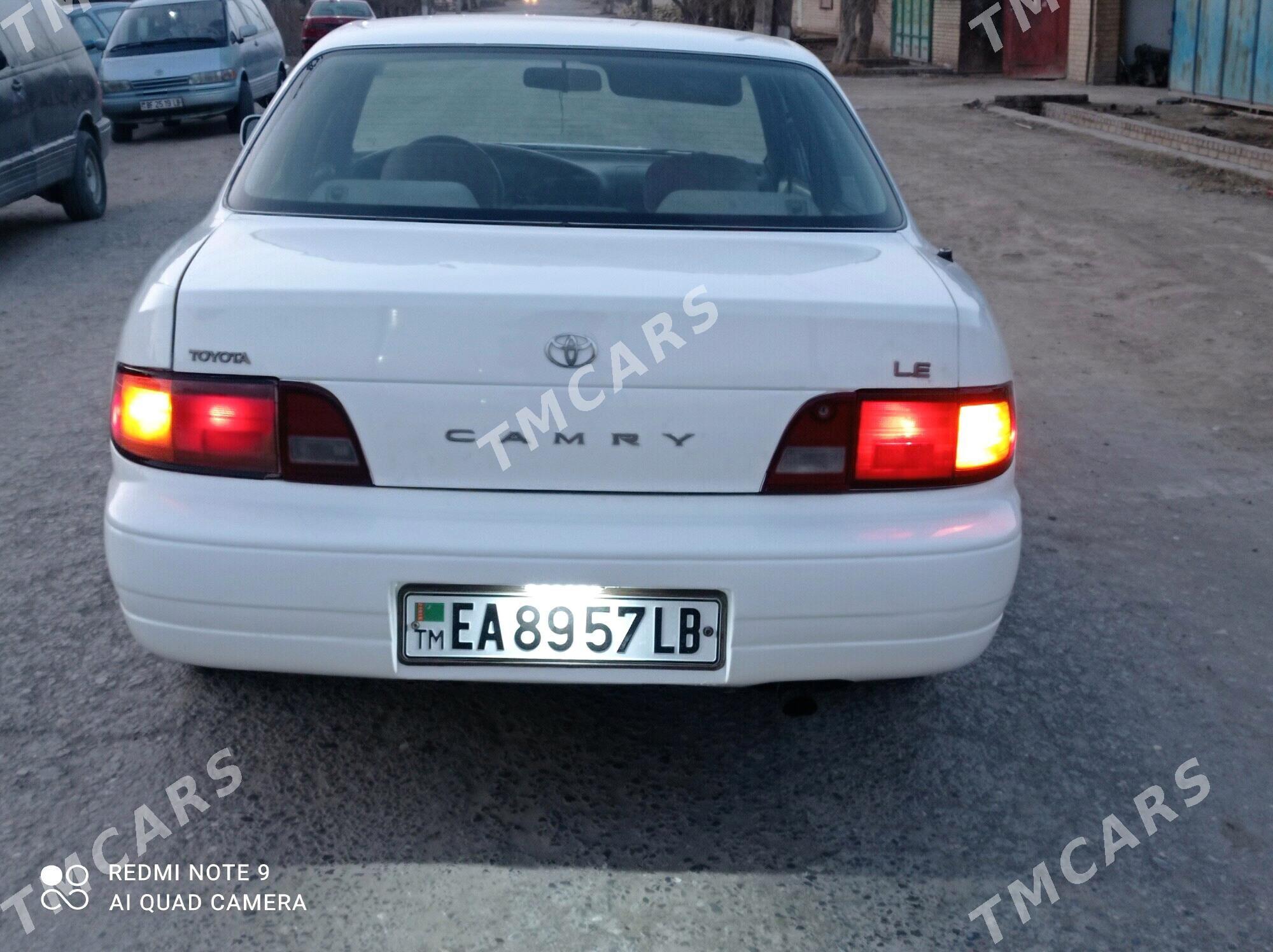 Toyota Camry 1996 - 80 000 TMT - Halaç - img 5