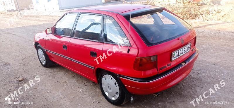 Opel Astra 1992 - 30 000 TMT - Мургап - img 2