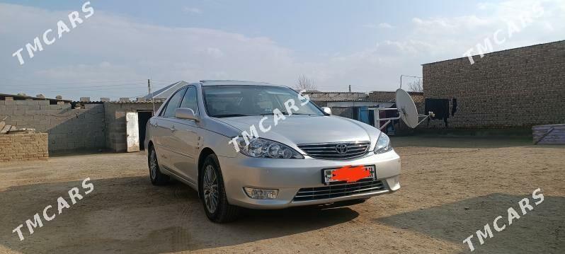 Toyota Camry 2003 - 205 000 TMT - Bäherden - img 5