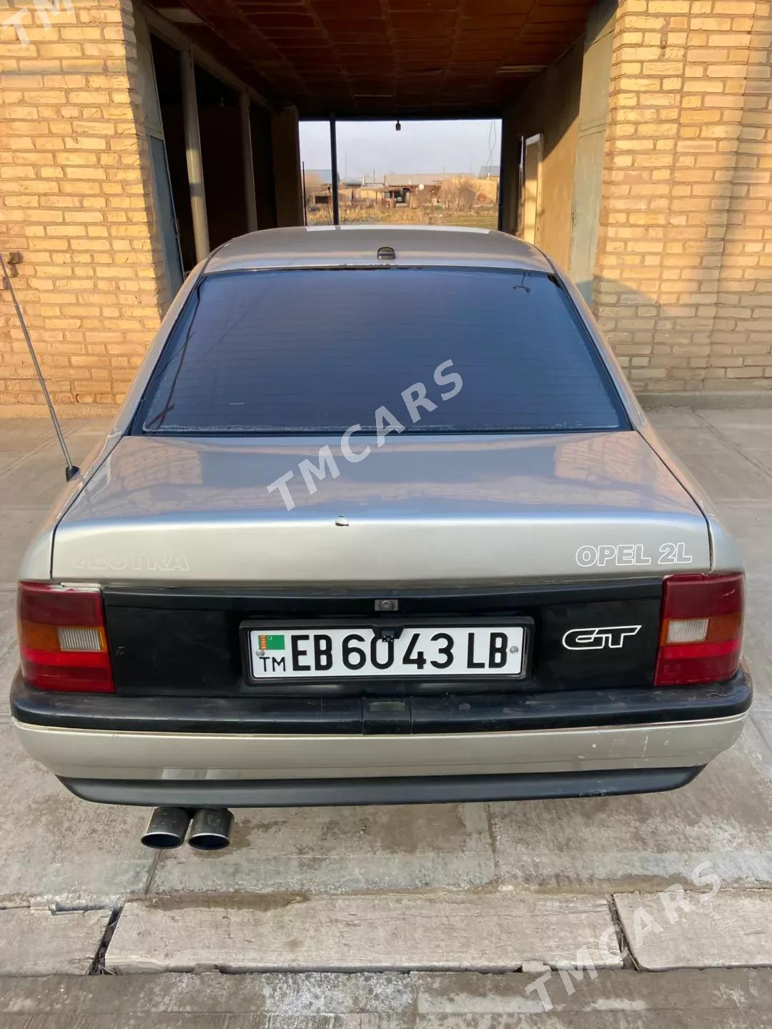 Opel Vectra 1990 - 34 000 TMT - Чарджоу - img 2