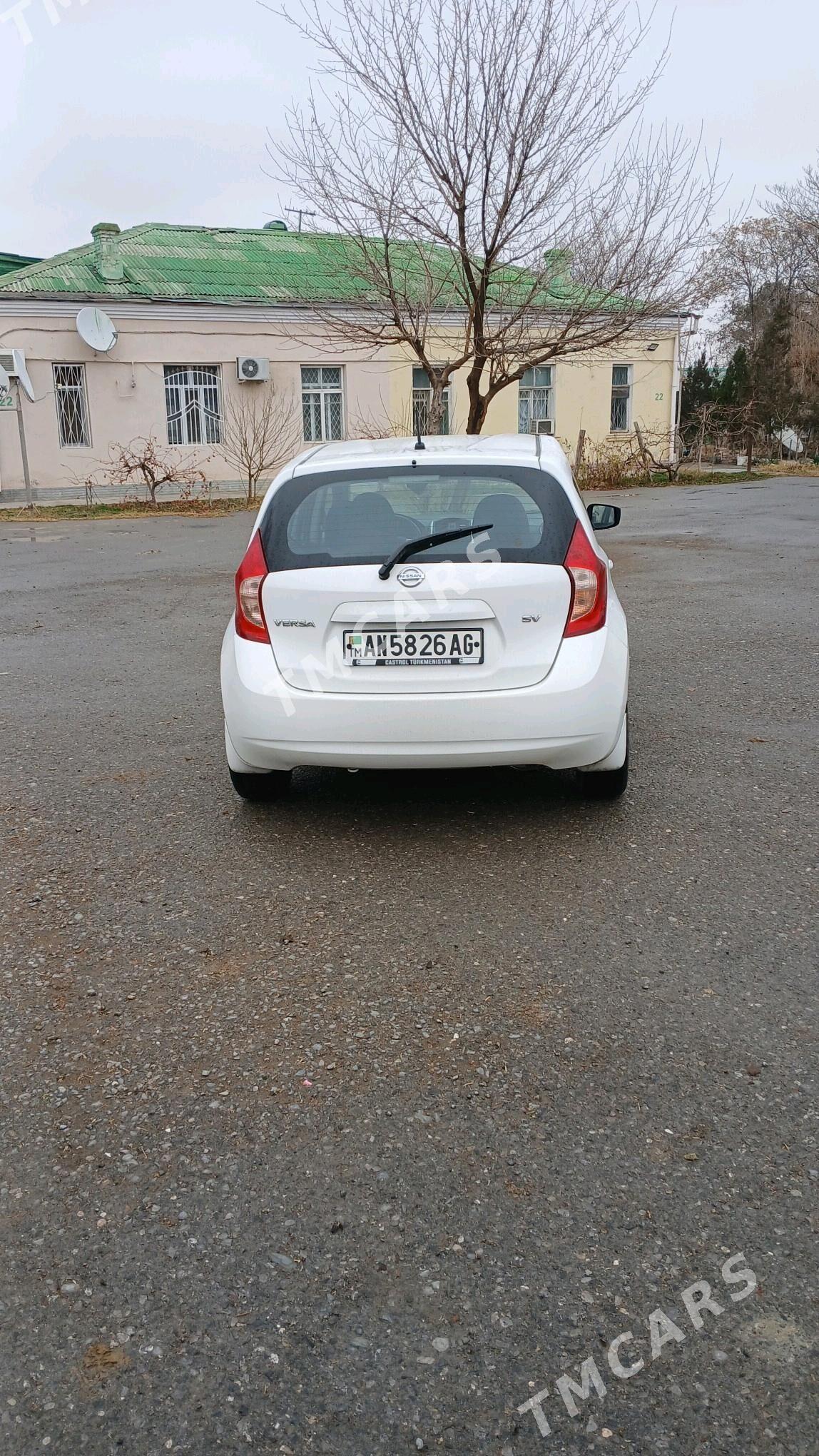 Nissan Versa 2015 - 112 000 TMT - Гуртли - img 3