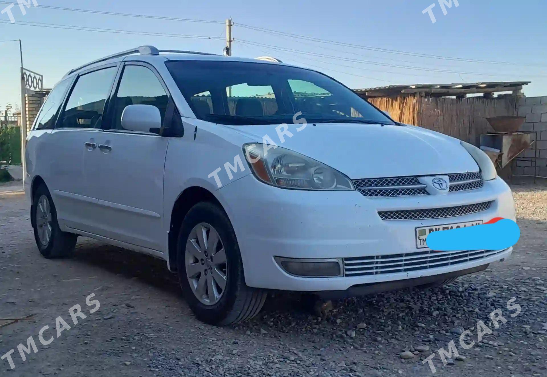 Toyota Sienna 2004 - 160 000 TMT - Теджен - img 4