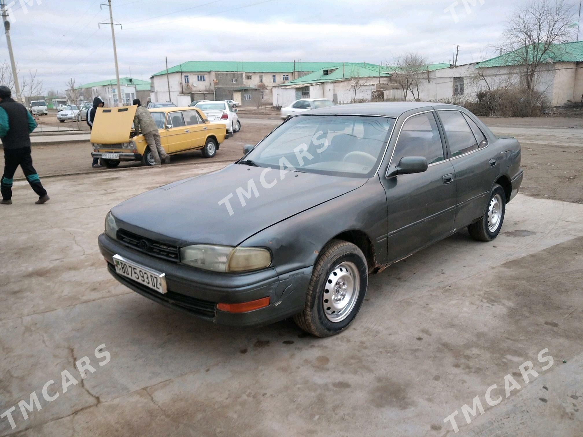 Toyota Camry 1991 - 42 000 TMT - Кёнеургенч - img 2