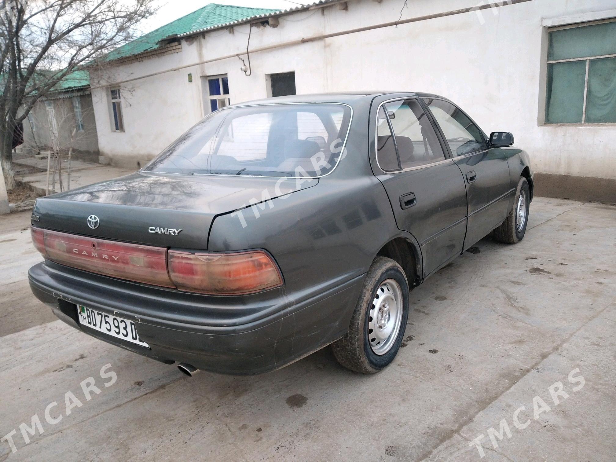 Toyota Camry 1991 - 42 000 TMT - Кёнеургенч - img 4