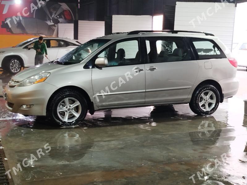 Toyota Sienna 2008 - 200 000 TMT - Мары - img 7