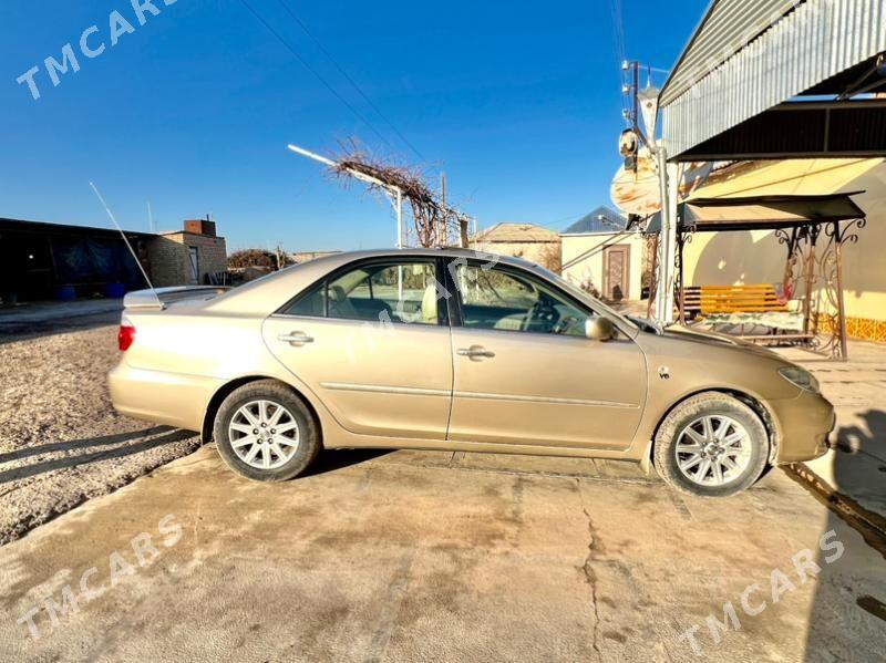 Toyota Camry 2003 - 180 000 TMT - Векильбазар - img 3