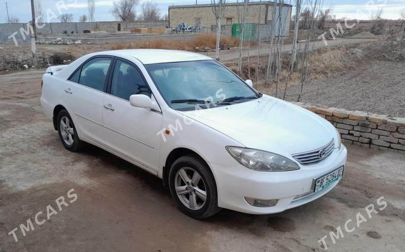 Toyota Camry 2004 - 115 000 TMT - Gurbansoltan Eje - img 2