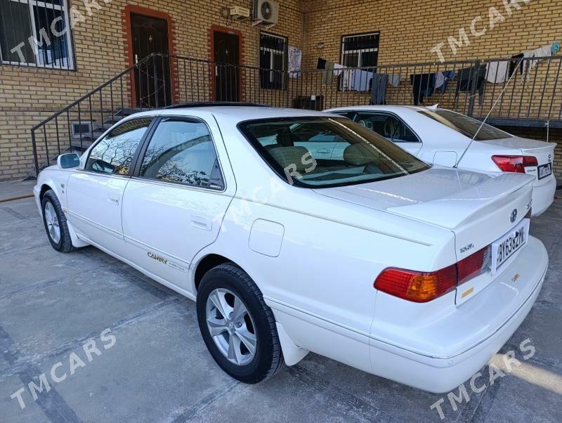 Toyota Camry 2000 - 115 000 TMT - Мары - img 2