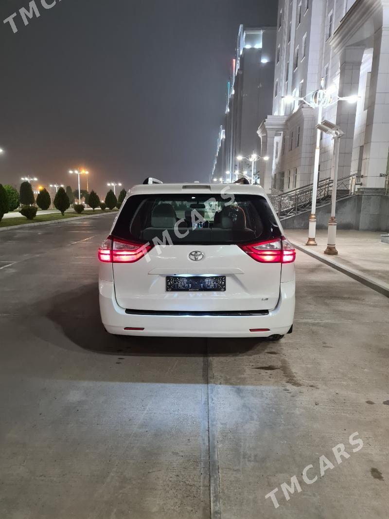 Toyota Sienna 2019 - 375 000 TMT - Aşgabat - img 3