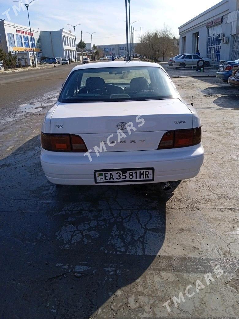 Toyota Camry 1996 - 75 000 TMT - Baýramaly - img 3