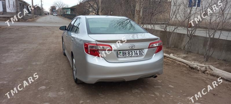 Toyota Camry 2014 - 250 000 TMT - Шабатский этрап - img 3