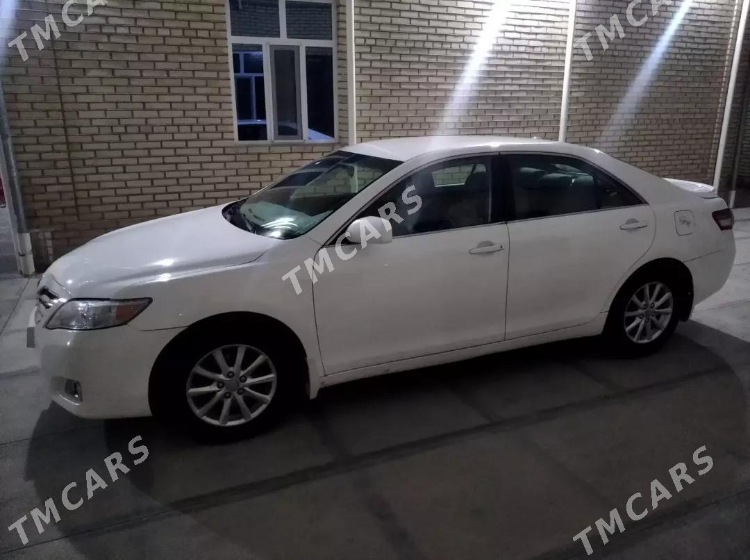 Toyota Camry 2010 - 150 000 TMT - Мары - img 3