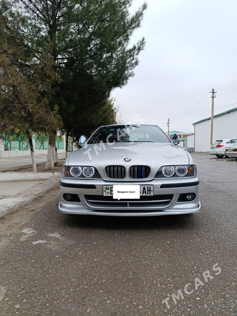 BMW E39 2001 - 135 000 TMT - Aşgabat - img 2