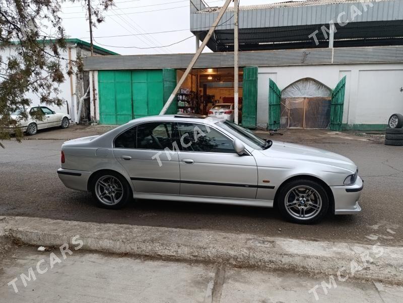 BMW E39 2001 - 135 000 TMT - Aşgabat - img 6