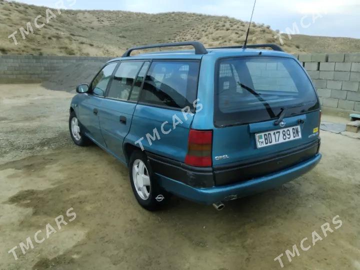 Opel Astra 1995 - 35 000 TMT - Махтумкули - img 4