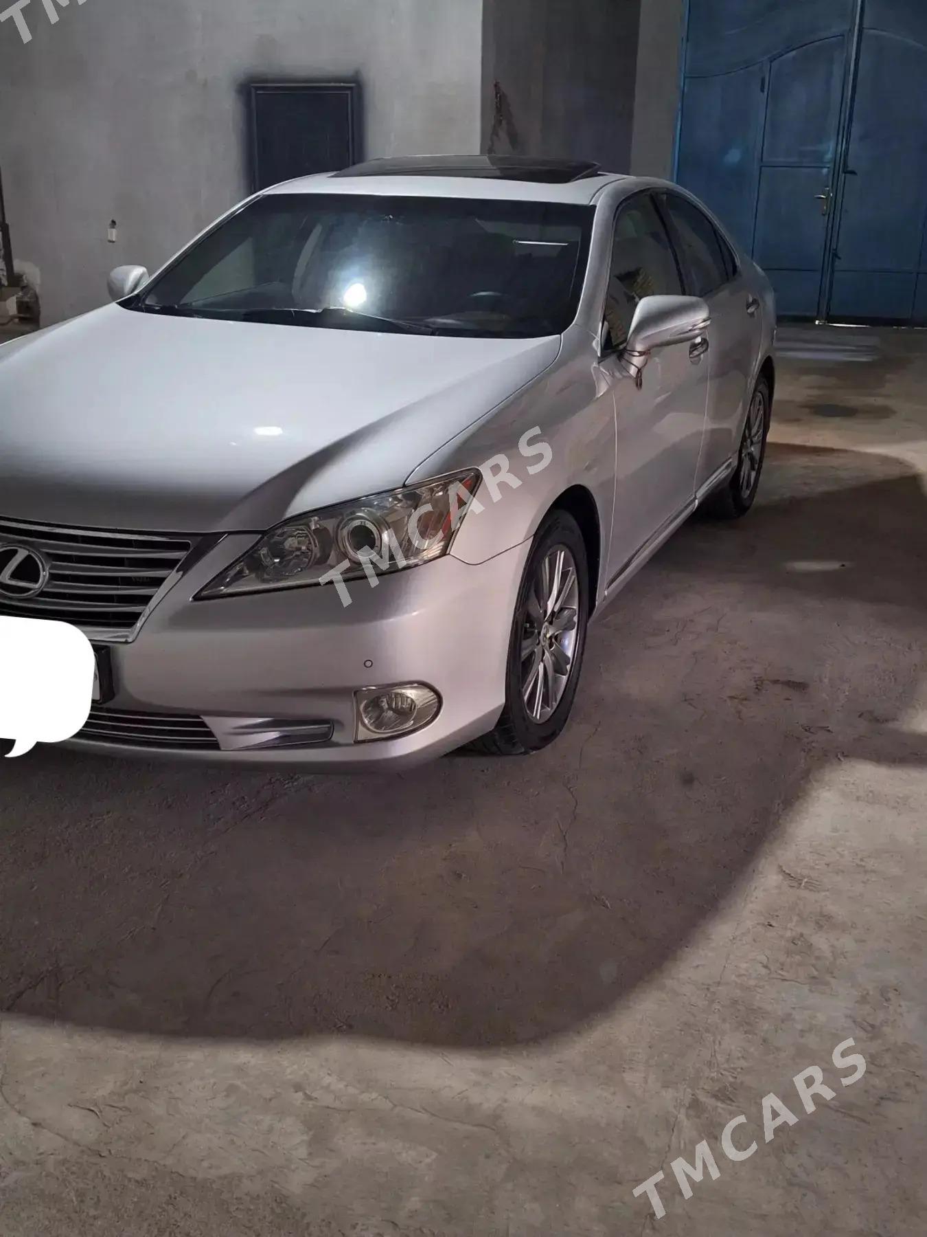 Lexus ES 350 2010 - 260 000 TMT - Чарджоу - img 2