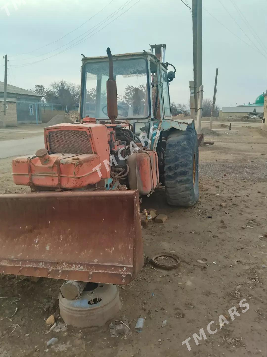 MTZ 82 1995 - 20 000 TMT - Baýramaly - img 2