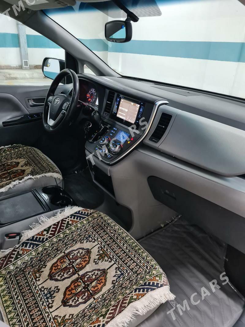 Toyota Sienna 2020 - 395 000 TMT - Aşgabat - img 3