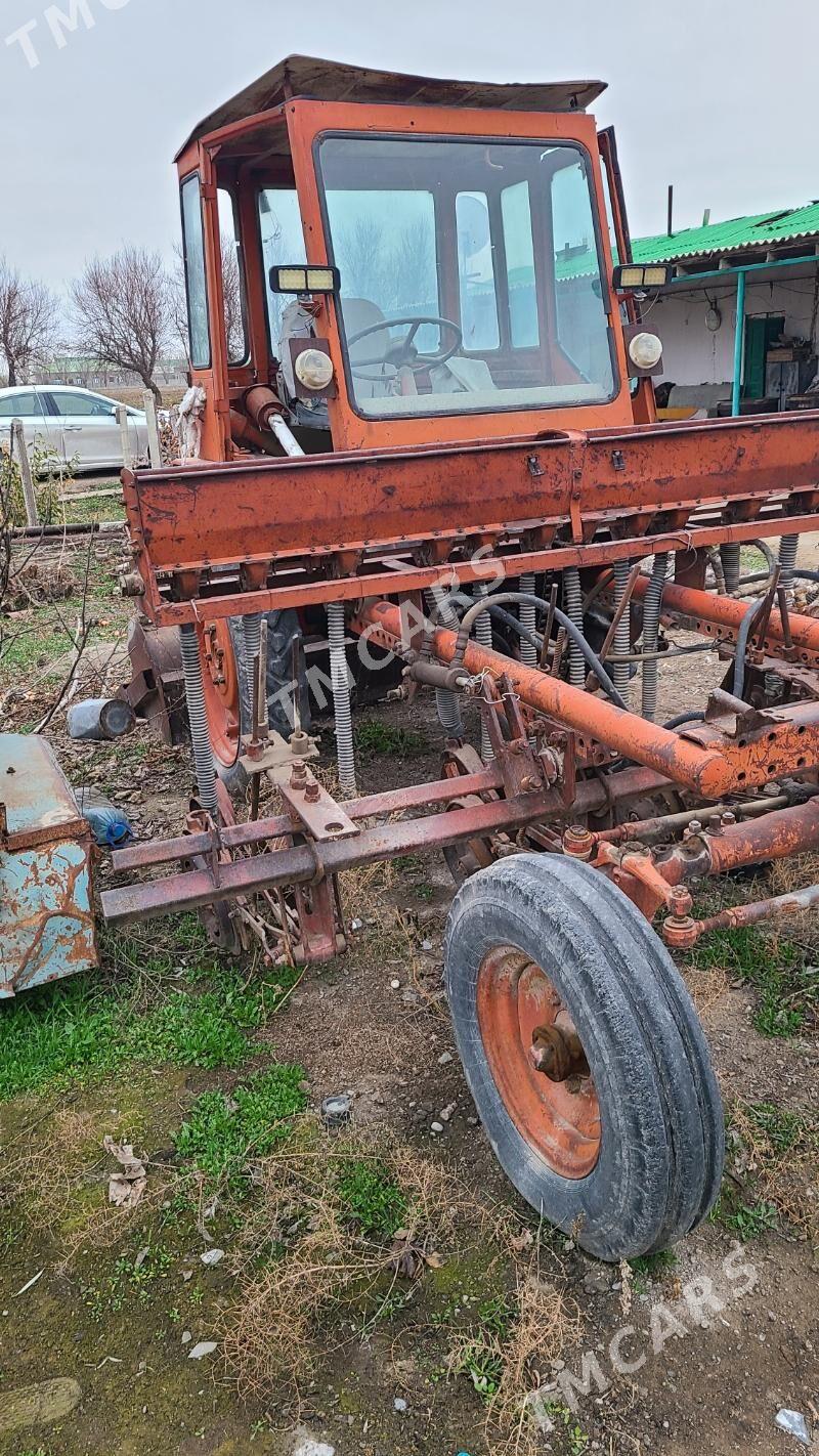 MTZ 80 1989 - 25 000 TMT - Бузмеин - img 2