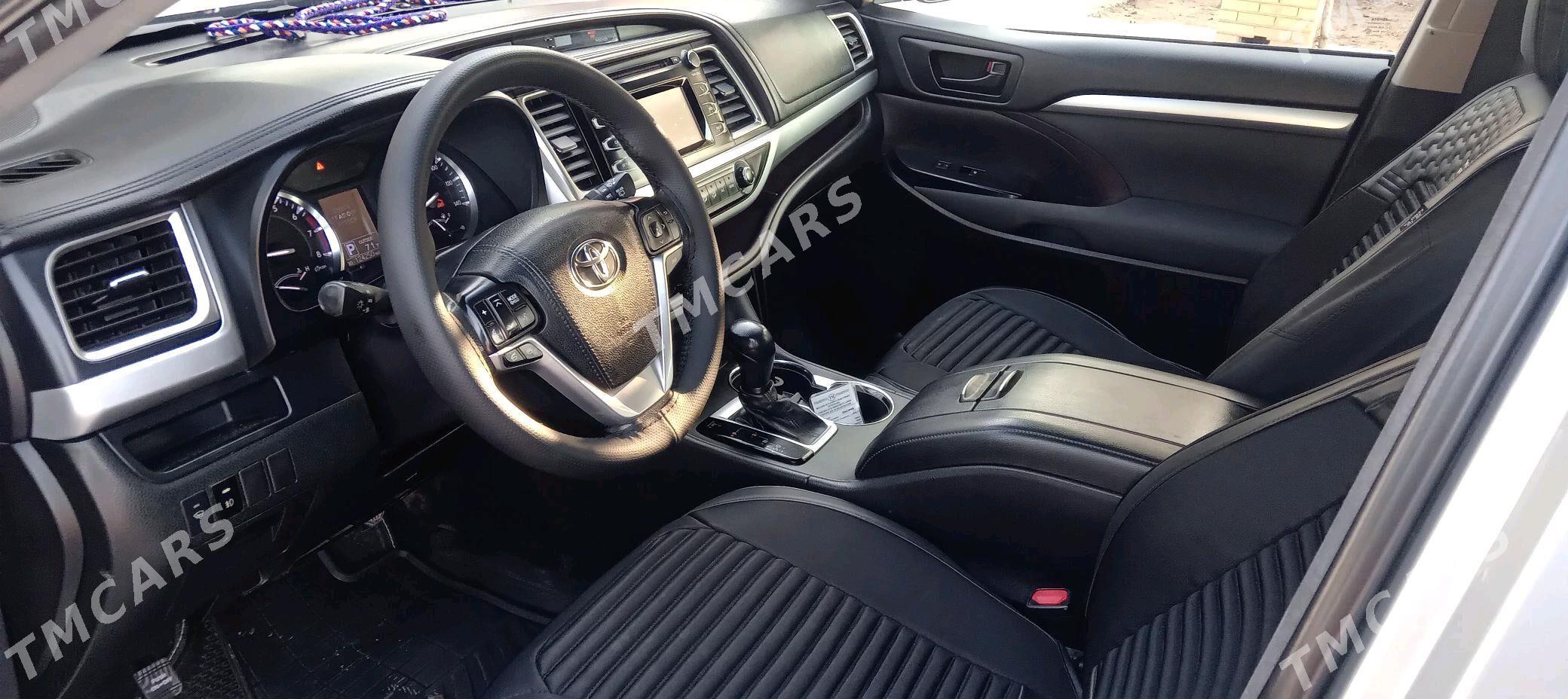 Toyota Highlander 2014 - 330 000 TMT - Mary - img 4