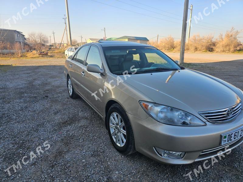 Toyota Camry 2002 - 180 000 TMT - Halaç - img 2