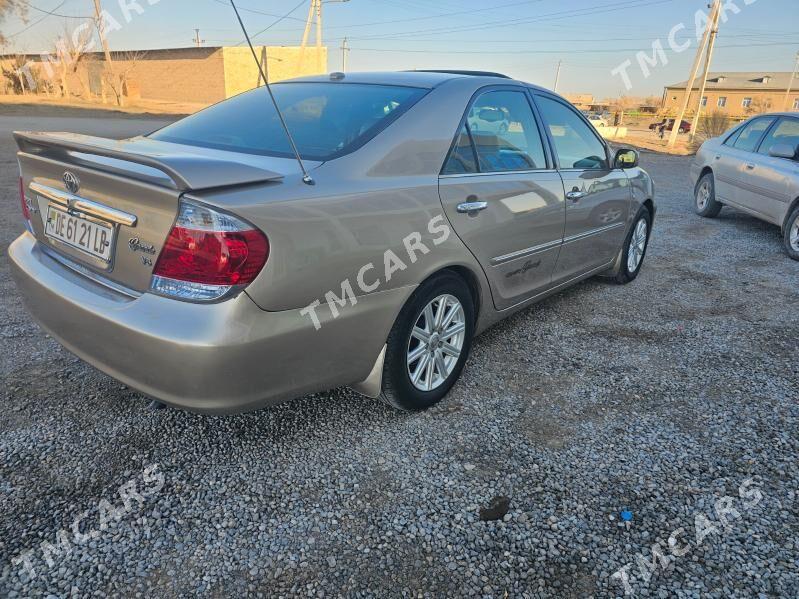 Toyota Camry 2002 - 180 000 TMT - Halaç - img 5