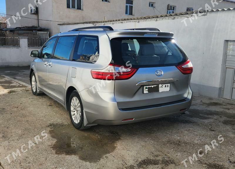 Toyota Sienna 2015 - 320 000 TMT - Gyzylarbat - img 4