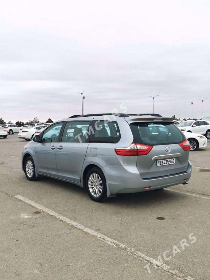 Toyota Sienna 2016 - 345 000 TMT - Aşgabat - img 9