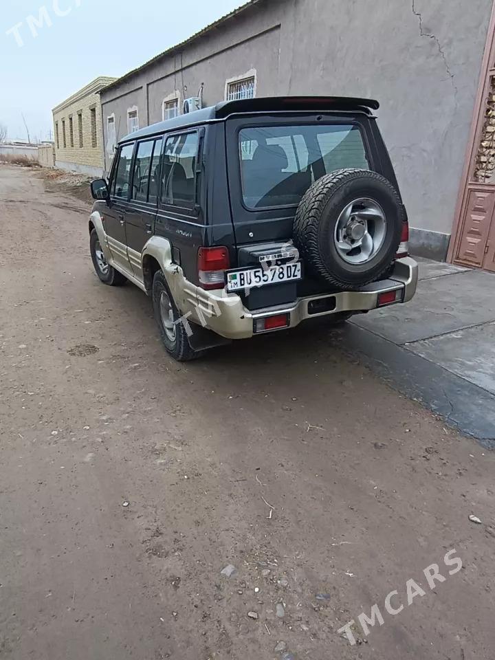 Hyundai Galloper 2001 - 90 000 TMT - Дашогуз - img 3