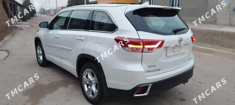 Toyota Highlander 2019 - 570 000 TMT - Daşoguz - img 4