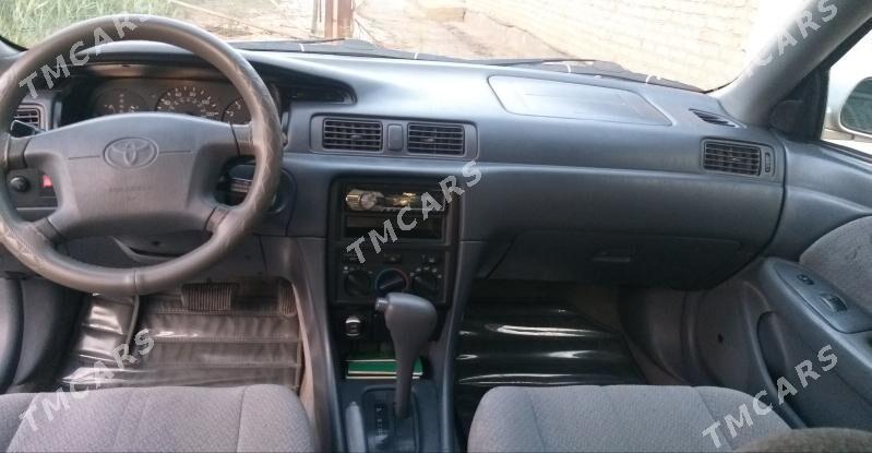 Toyota Camry 2000 - 130 000 TMT - Köneürgenç - img 5